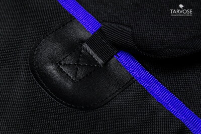 Luxusní ochranná deka do auta pro psy - černá/modrá
